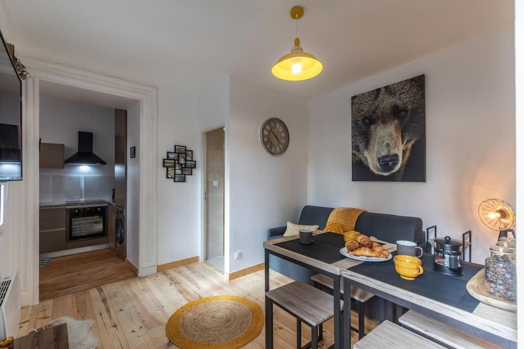 Apartamento Refuge De L'Ours : T2 Equipe Avec Parking Et Wifi Bagnères-de-Bigorre Exterior foto